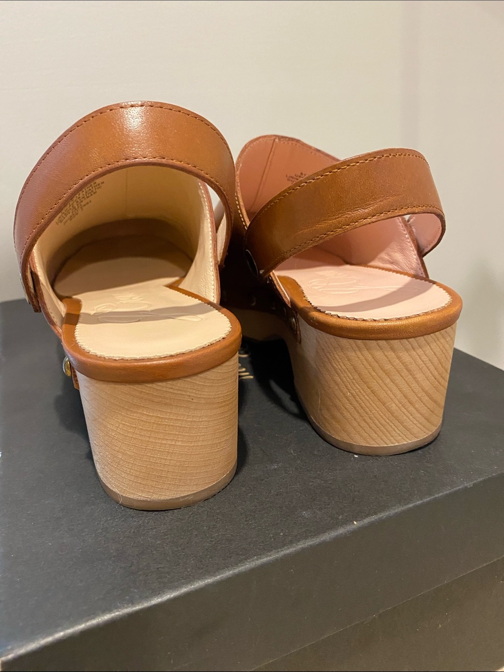 J CREW Clogs in Brown - Picture 5 of 10